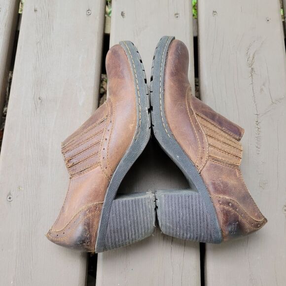 Born Sorla Brown Leather Chunky Heel Slip-on Western Cowgirl Boho Brogue Booties - Picture 2 of 7